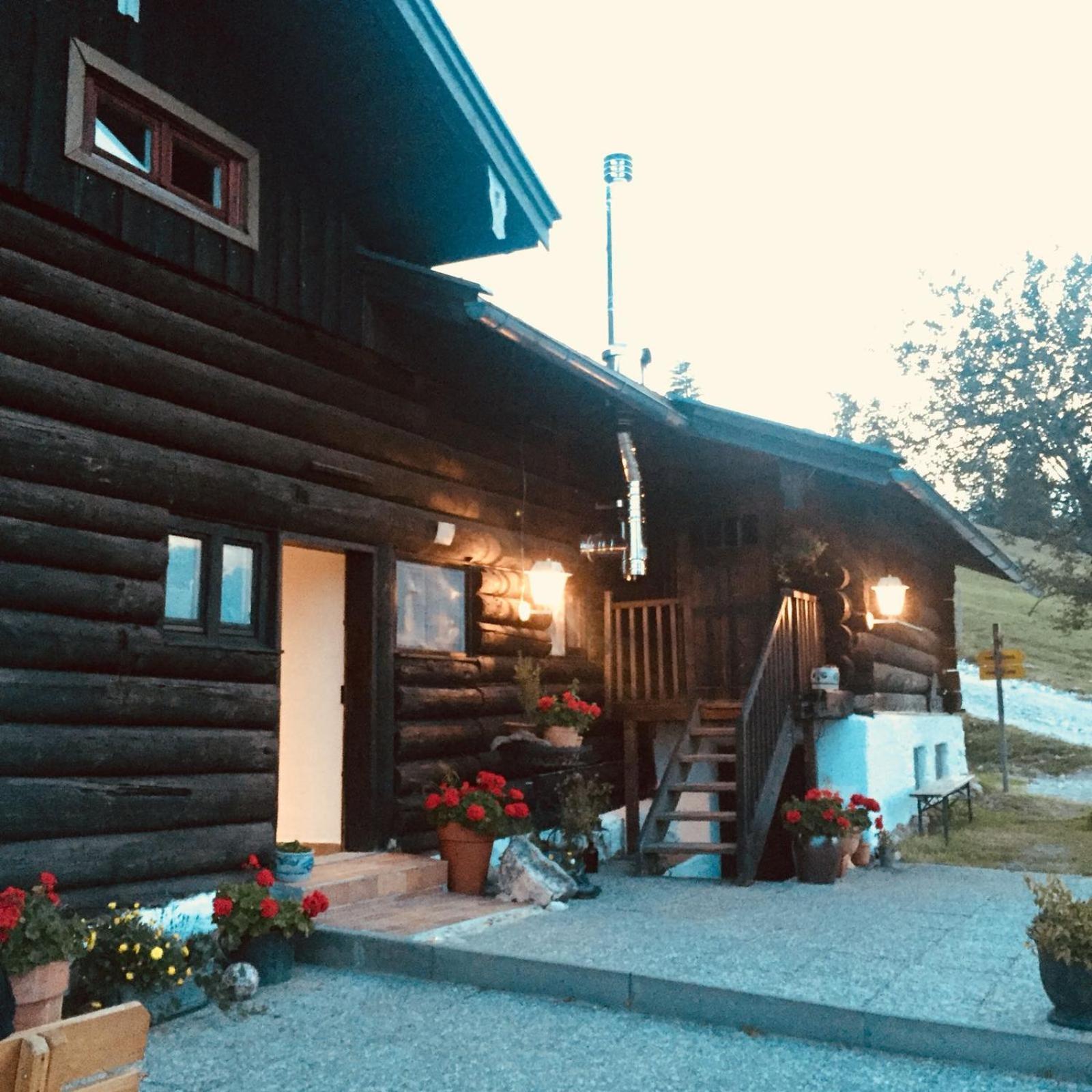 Bruendling-Alm Berggasthof Auf 1167M Auf Dem Hochfelln Bergen  Eksteriør billede